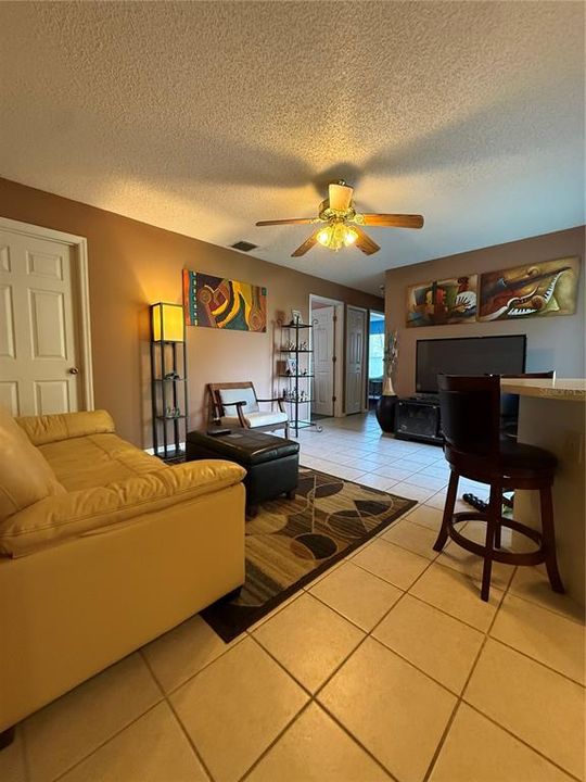 For Sale: $295,000 (4 beds, 2 baths, 1572 Square Feet)