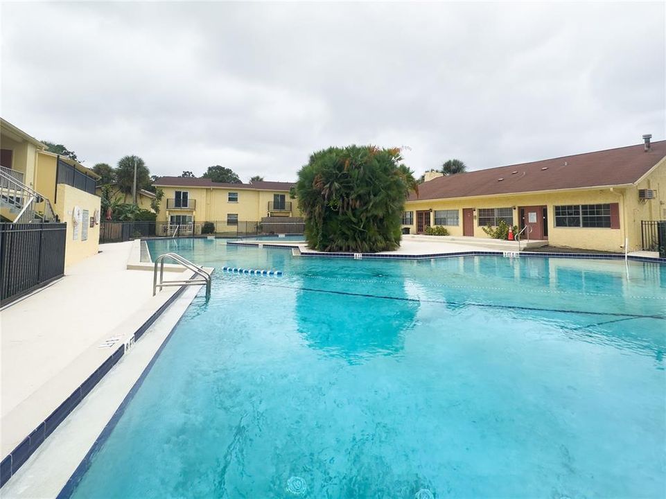 For Rent: $1,695 (3 beds, 2 baths, 1432 Square Feet)