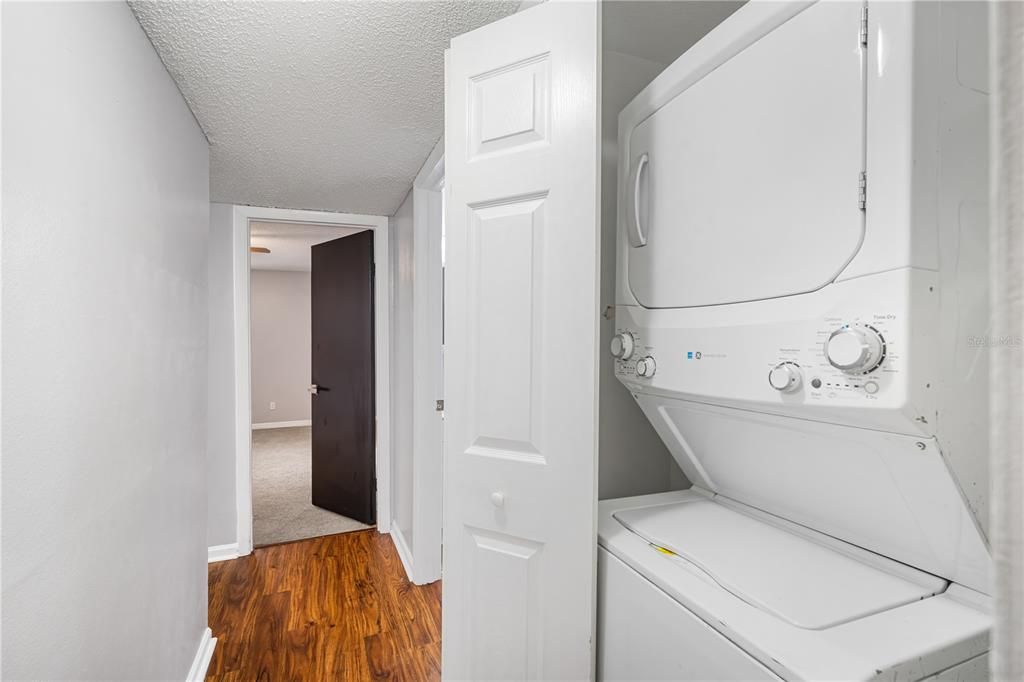 For Rent: $1,695 (3 beds, 2 baths, 1432 Square Feet)