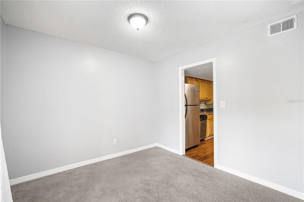 For Rent: $1,695 (3 beds, 2 baths, 1432 Square Feet)