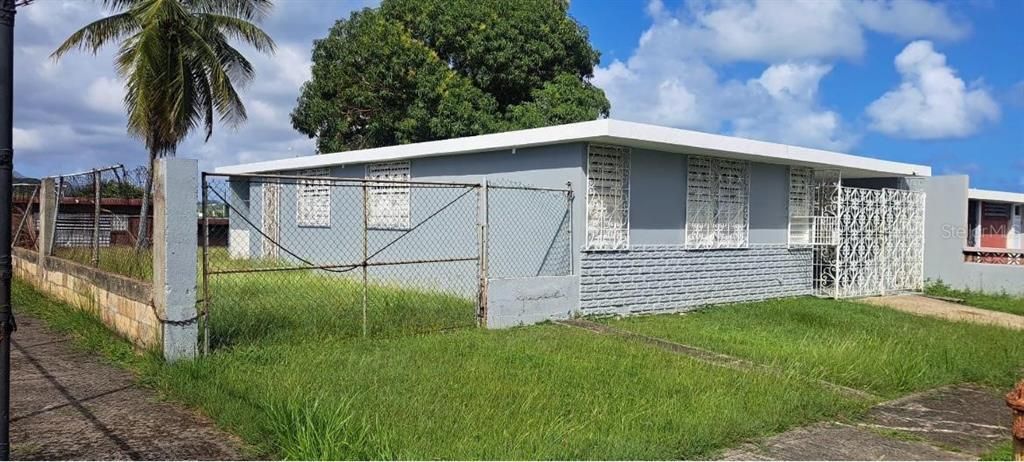 На продажу: $188,000 (3 спален, 2 ванн, 1100 Квадратных фут)