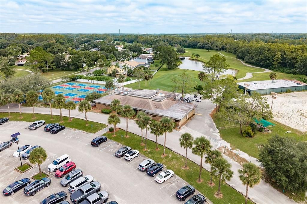 合同活跃: $299,000 (2 贝兹, 2 浴室, 1234 平方英尺)