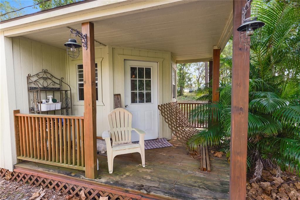 For Sale: $450,000 (2 beds, 2 baths, 2032 Square Feet)