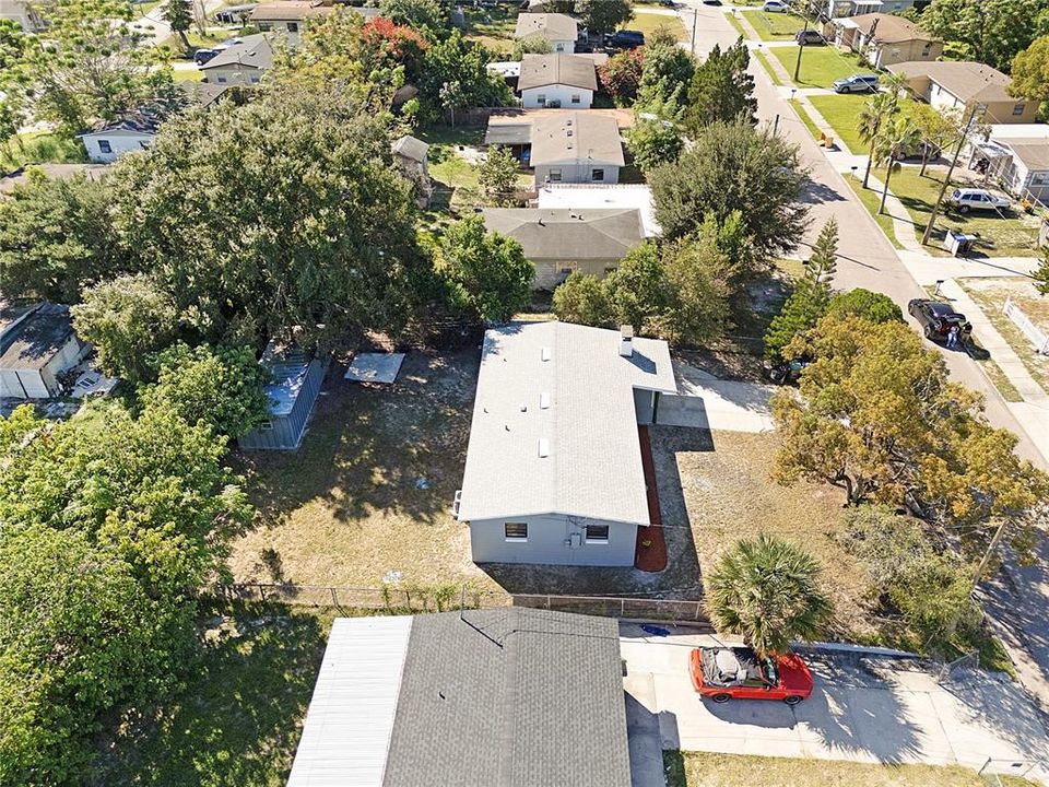 合同活跃: $264,900 (3 贝兹, 1 浴室, 1082 平方英尺)