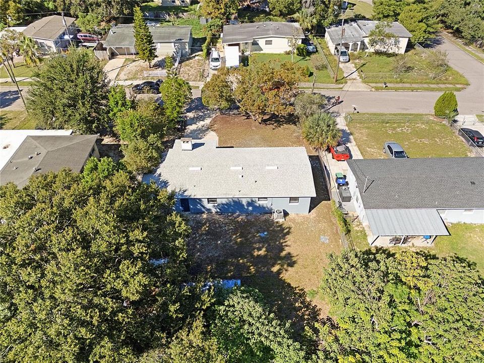 合同活跃: $264,900 (3 贝兹, 1 浴室, 1082 平方英尺)