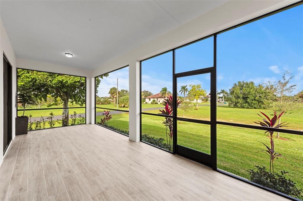 For Sale: $470,000 (3 beds, 2 baths, 1901 Square Feet)