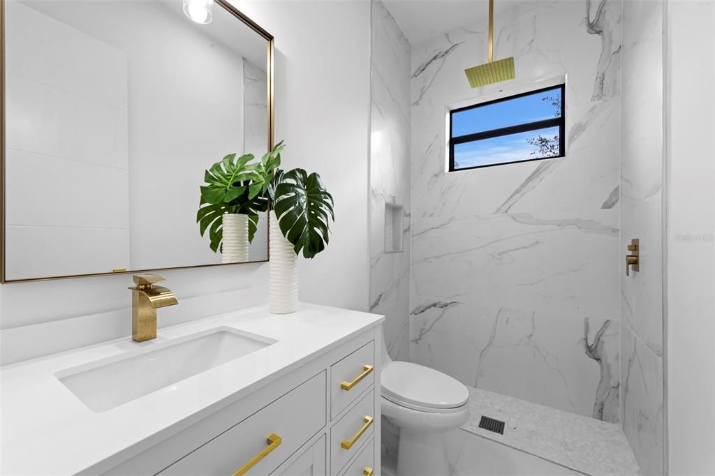 For Sale: $470,000 (3 beds, 2 baths, 1901 Square Feet)