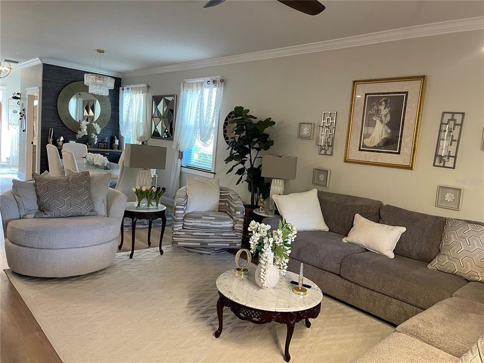 В аренду: $3,500 (5 спален, 3 ванн, 2471 Квадратных фут)