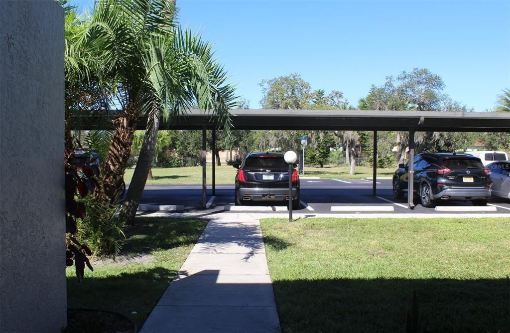 待售: $215,000 (2 贝兹, 2 浴室, 1044 平方英尺)