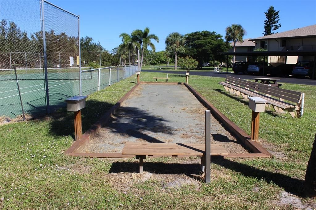 待售: $215,000 (2 贝兹, 2 浴室, 1044 平方英尺)