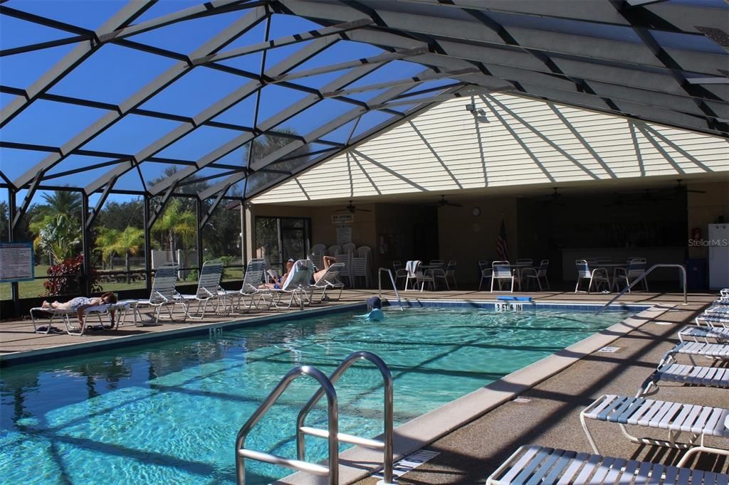 待售: $215,000 (2 贝兹, 2 浴室, 1044 平方英尺)