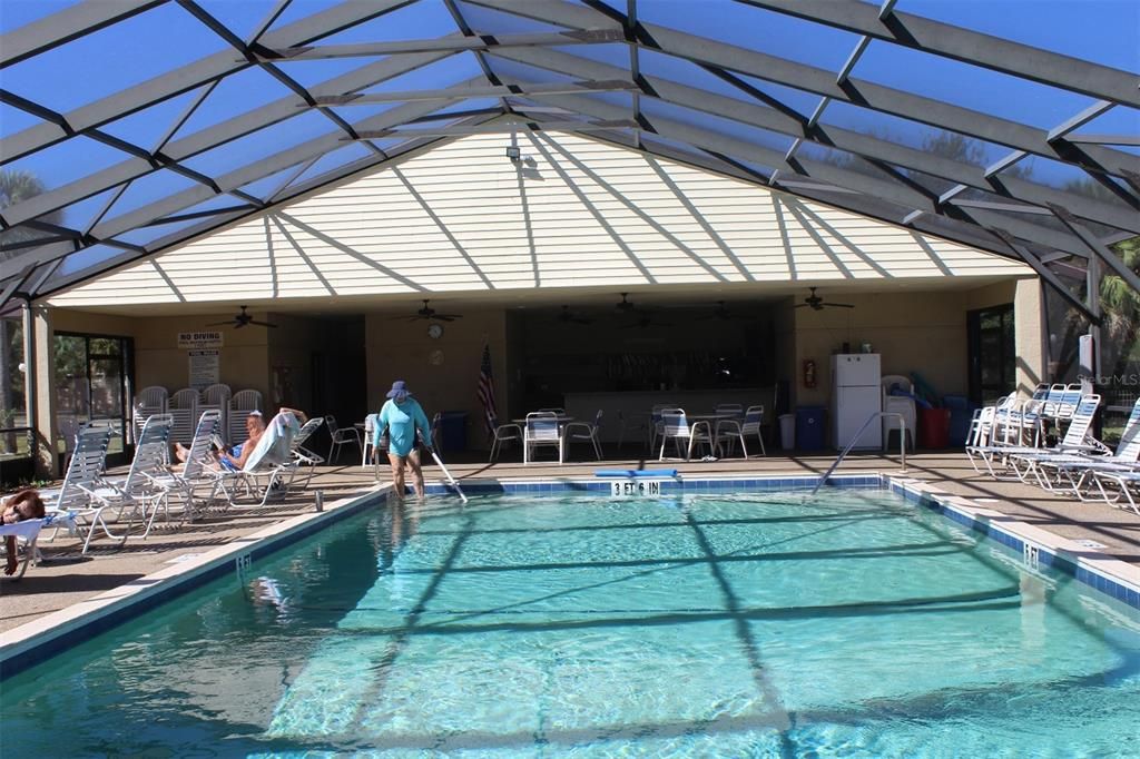 待售: $215,000 (2 贝兹, 2 浴室, 1044 平方英尺)