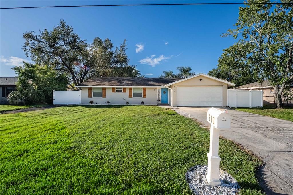 Под контрактом: $324,900 (3 спален, 2 ванн, 1433 Квадратных фут)