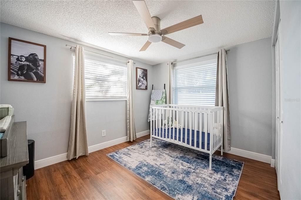 Под контрактом: $324,900 (3 спален, 2 ванн, 1433 Квадратных фут)