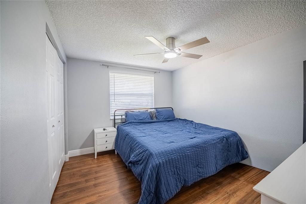 Под контрактом: $324,900 (3 спален, 2 ванн, 1433 Квадратных фут)