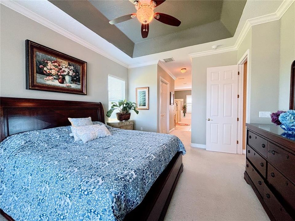 For Rent: $2,600 (3 beds, 2 baths, 2450 Square Feet)