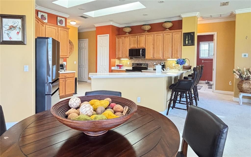 For Rent: $2,600 (3 beds, 2 baths, 2450 Square Feet)