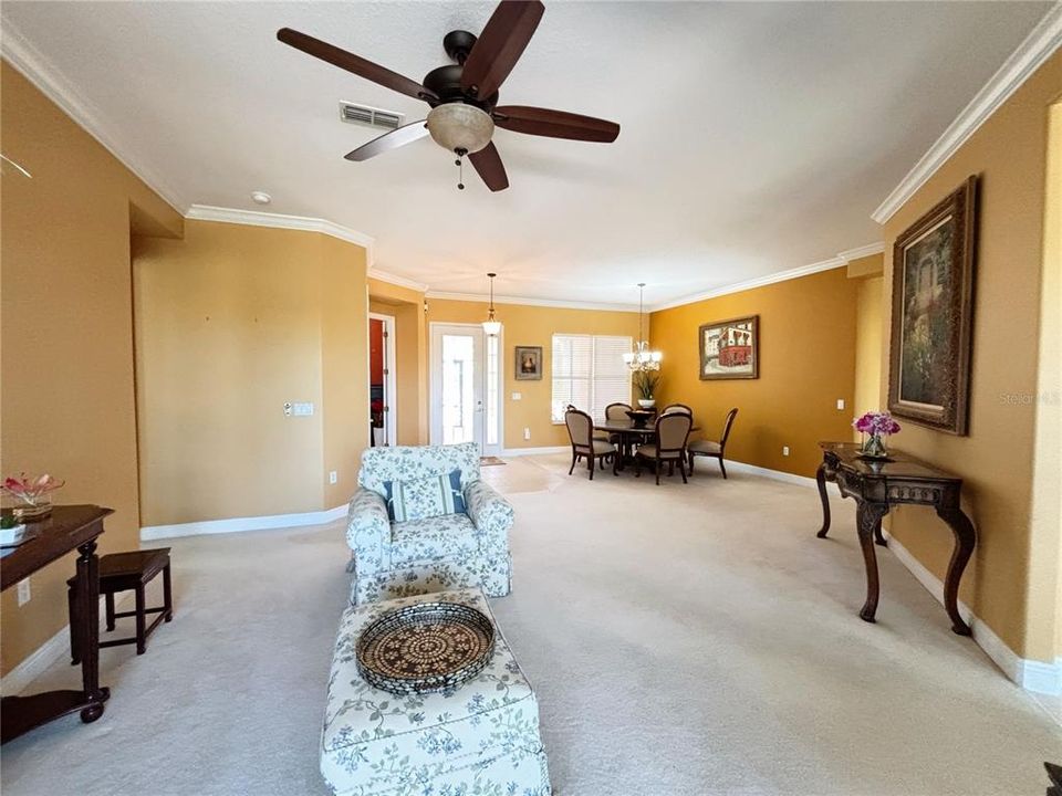 For Rent: $2,600 (3 beds, 2 baths, 2450 Square Feet)