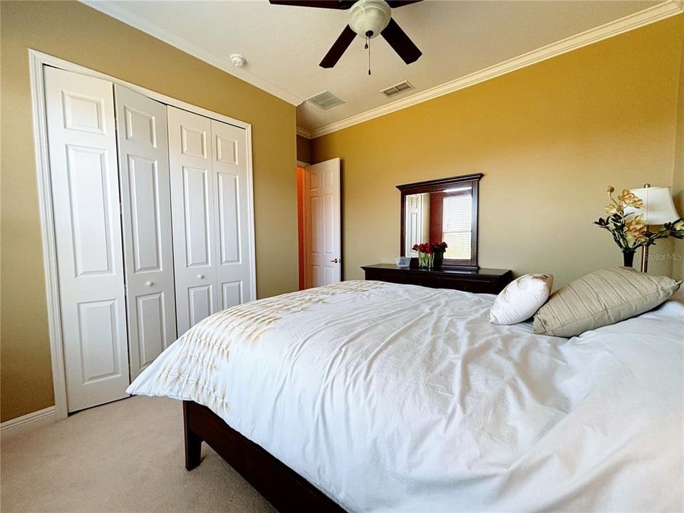 For Rent: $2,600 (3 beds, 2 baths, 2450 Square Feet)