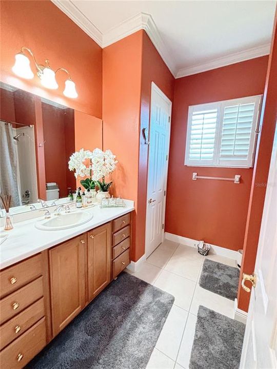 For Rent: $2,600 (3 beds, 2 baths, 2450 Square Feet)