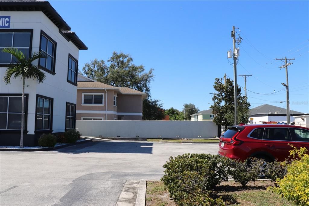 待售: $42,000 (0 贝兹, 0 浴室, 6219 平方英尺)