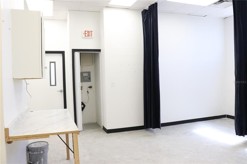 待售: $42,000 (0 贝兹, 0 浴室, 6219 平方英尺)