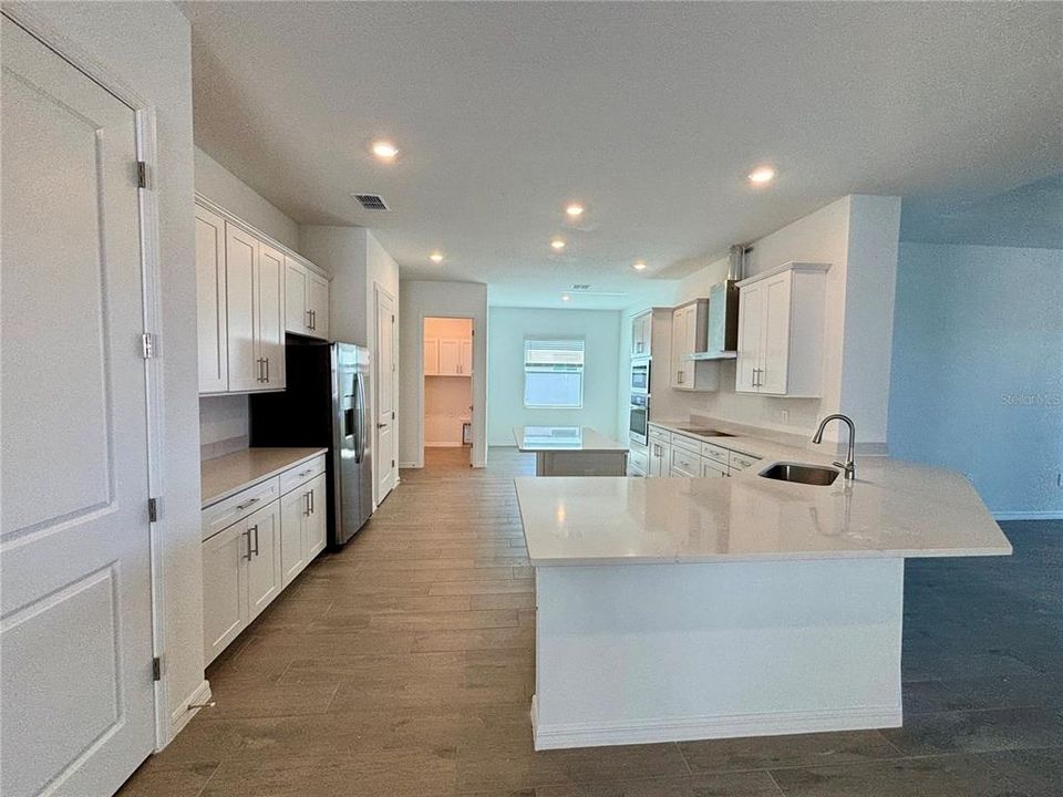 For Sale: $746,386 (4 beds, 3 baths, 2268 Square Feet)