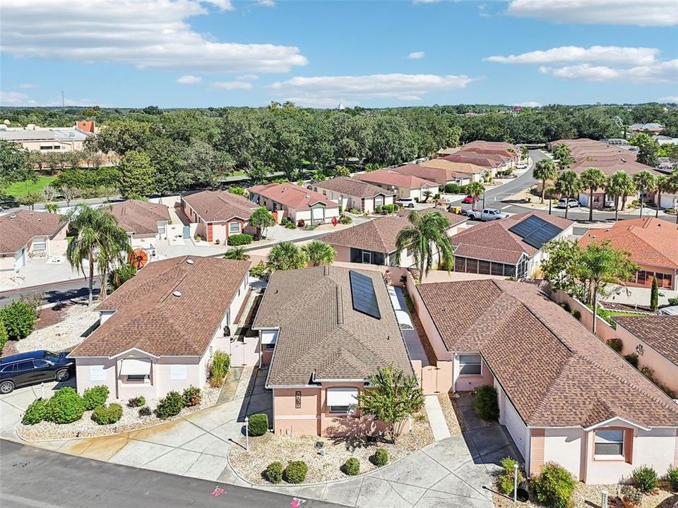 Active With Contract: $340,000 (2 beds, 2 baths, 1268 Square Feet)