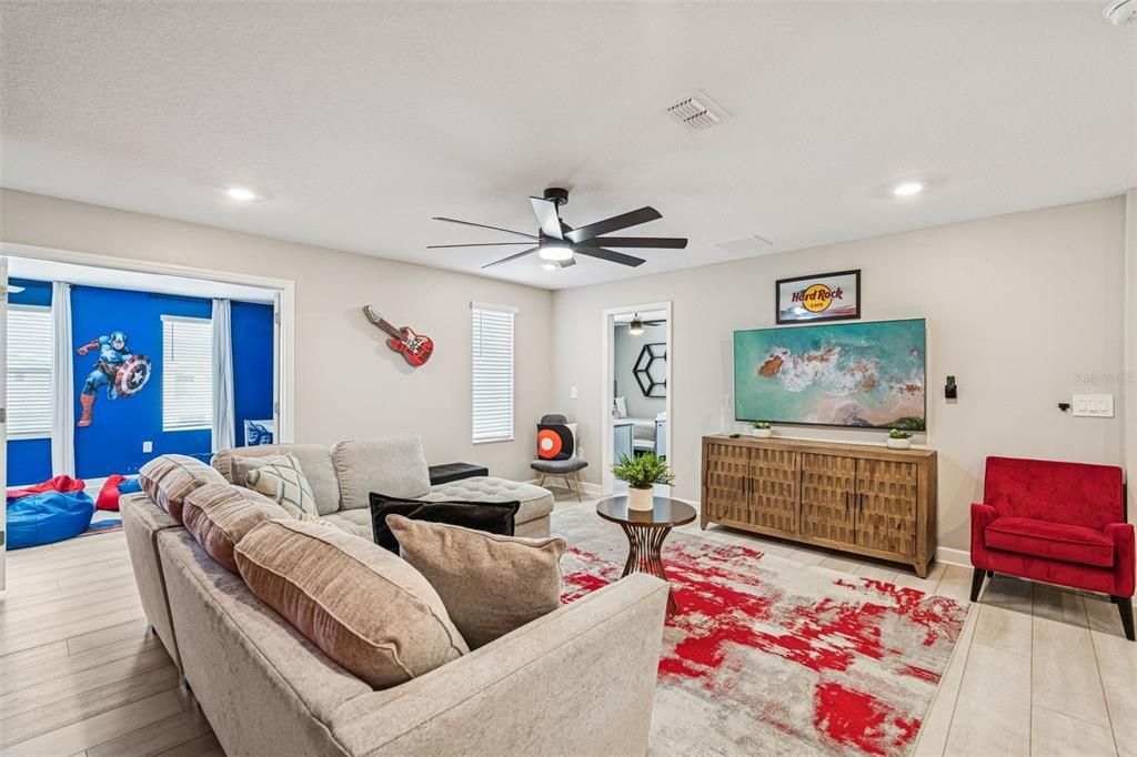 En Venta: $980,000 (9 camas, 5 baños, 4289 Pies cuadrados)