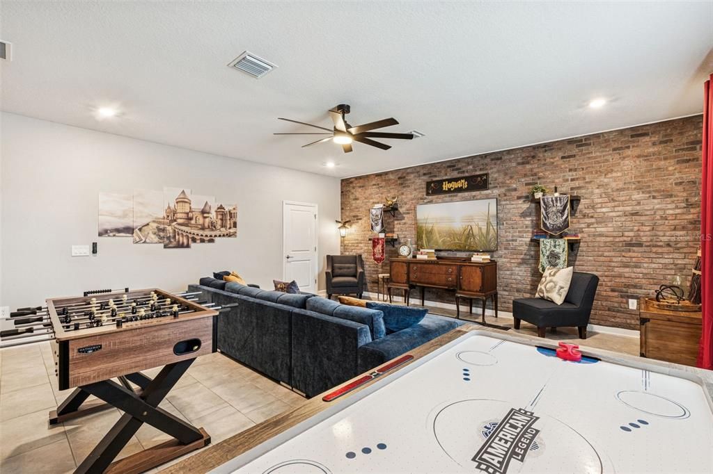 En Venta: $980,000 (9 camas, 5 baños, 4289 Pies cuadrados)