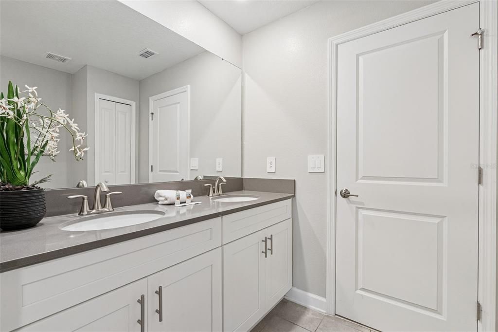 En Venta: $980,000 (9 camas, 5 baños, 4289 Pies cuadrados)