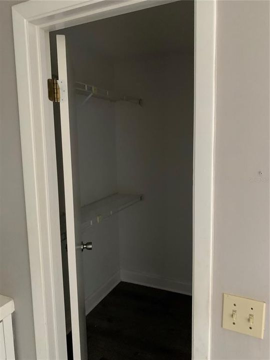 En Venta: $250,000 (2 camas, 2 baños, 1100 Pies cuadrados)