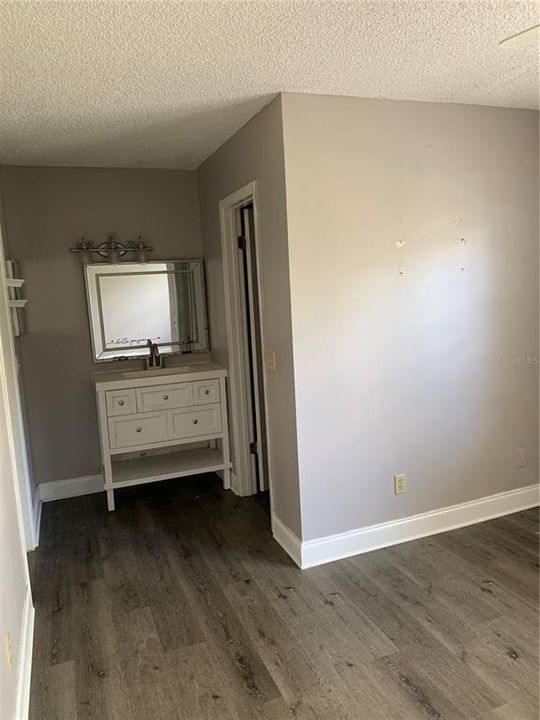 En Venta: $250,000 (2 camas, 2 baños, 1100 Pies cuadrados)