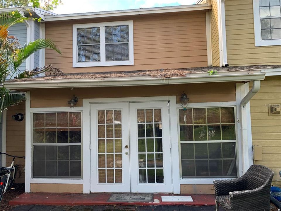 En Venta: $250,000 (2 camas, 2 baños, 1100 Pies cuadrados)