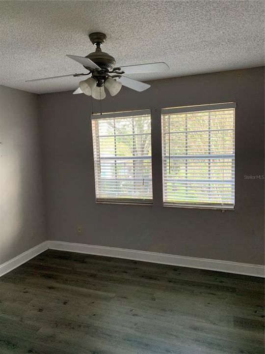 En Venta: $250,000 (2 camas, 2 baños, 1100 Pies cuadrados)