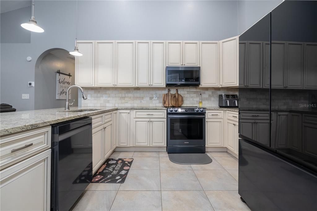 На продажу: $420,000 (3 спален, 2 ванн, 2689 Квадратных фут)