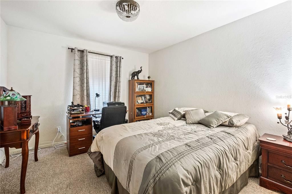 На продажу: $197,000 (3 спален, 2 ванн, 1325 Квадратных фут)