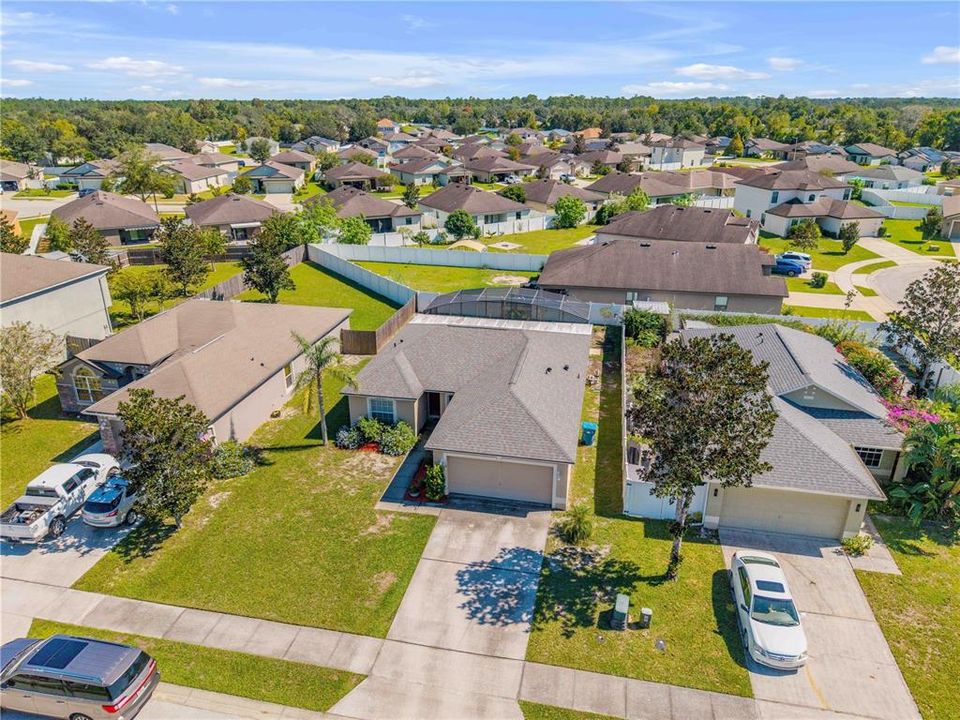 合同活跃: $299,000 (3 贝兹, 2 浴室, 1312 平方英尺)