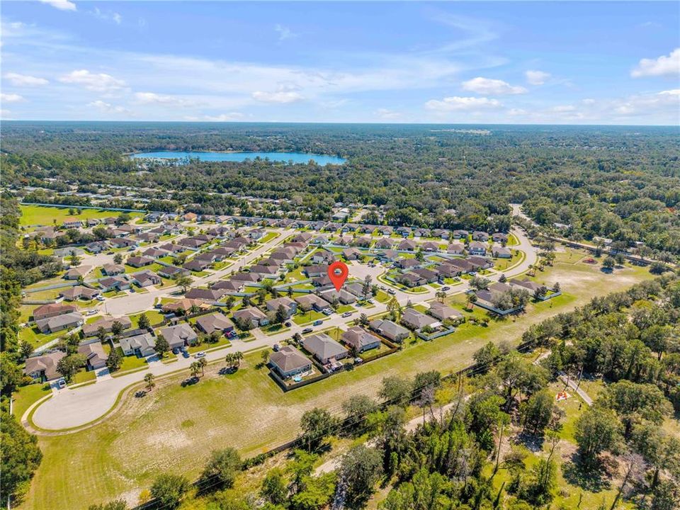 合同活跃: $299,000 (3 贝兹, 2 浴室, 1312 平方英尺)