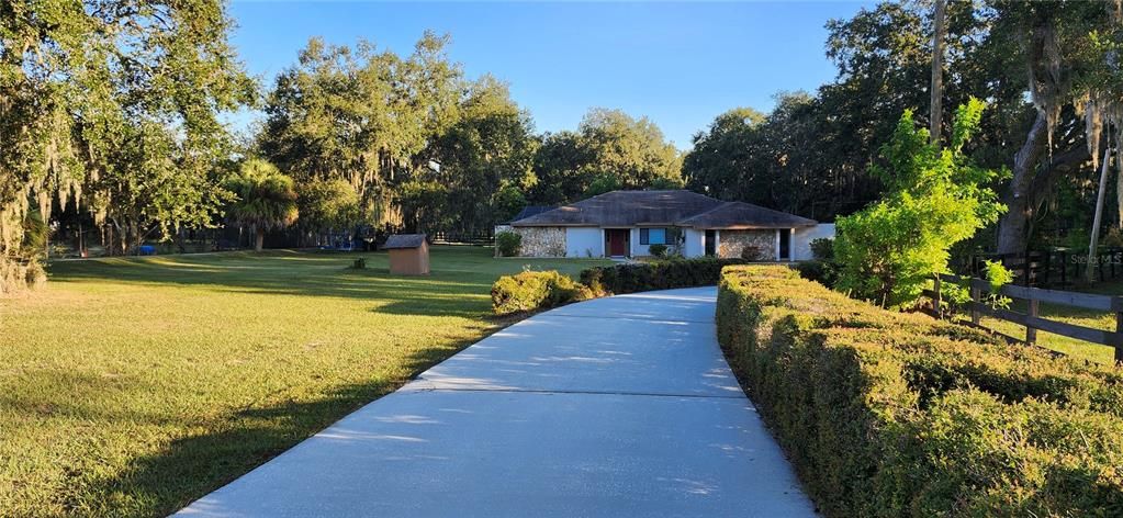 Active With Contract: $3,400 (4 beds, 3 baths, 2313 Square Feet)