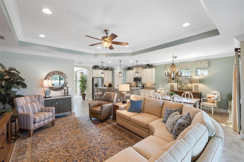 Activo con contrato: $535,000 (4 camas, 3 baños, 2576 Pies cuadrados)