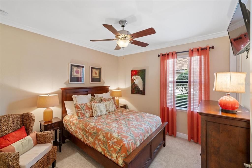 Activo con contrato: $535,000 (4 camas, 3 baños, 2576 Pies cuadrados)