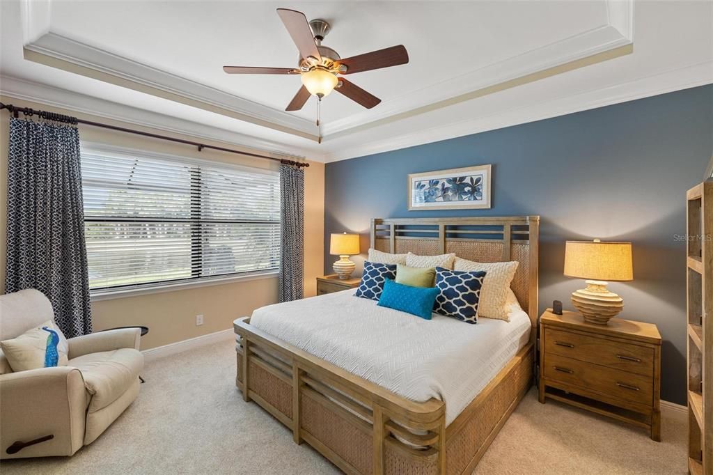 Activo con contrato: $535,000 (4 camas, 3 baños, 2576 Pies cuadrados)