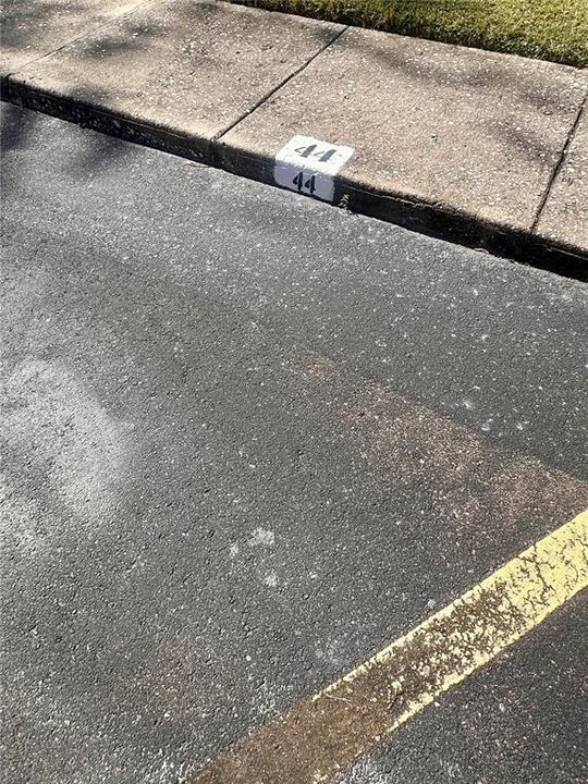 For Sale: $130,000 (2 beds, 2 baths, 1100 Square Feet)