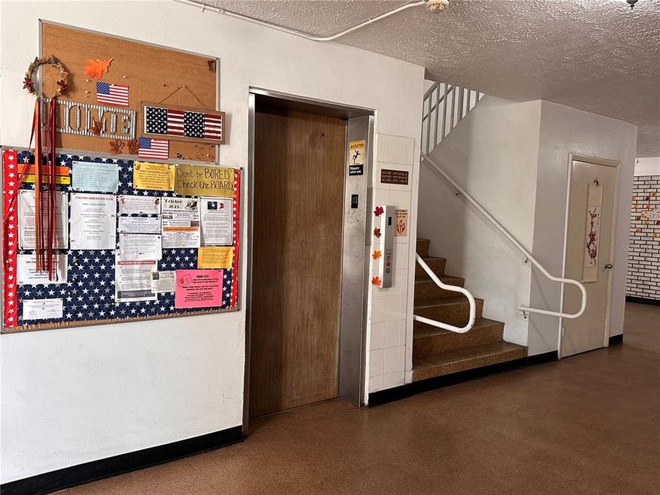 For Sale: $130,000 (2 beds, 2 baths, 1100 Square Feet)