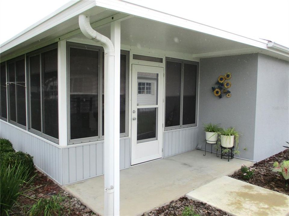 待售: $257,000 (2 贝兹, 2 浴室, 1654 平方英尺)