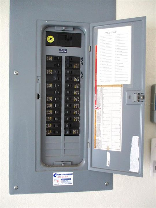 待售: $257,000 (2 贝兹, 2 浴室, 1654 平方英尺)