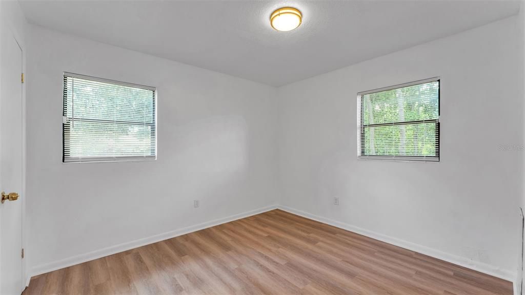 For Sale: $224,900 (3 beds, 1 baths, 875 Square Feet)