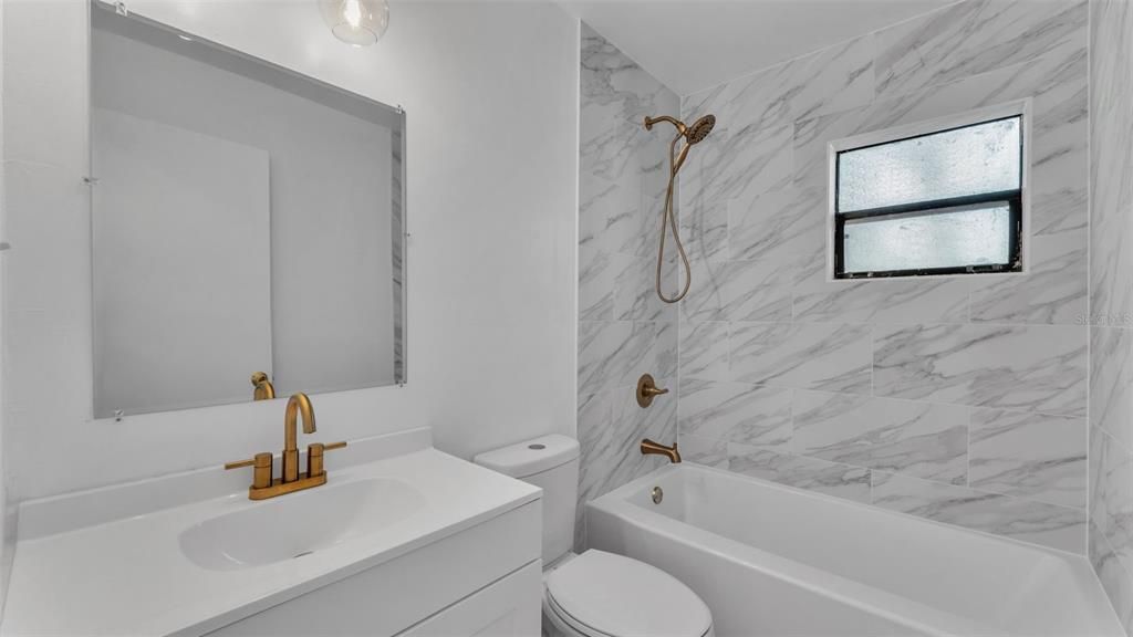 For Sale: $224,900 (3 beds, 1 baths, 875 Square Feet)