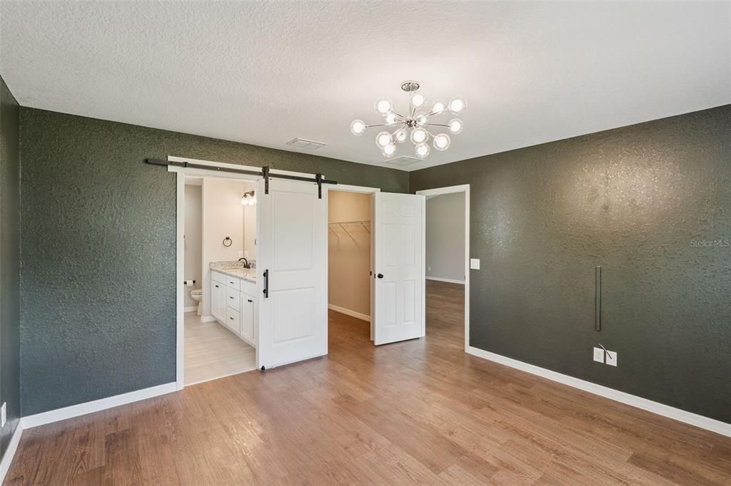 For Rent: $2,100 (3 beds, 2 baths, 1687 Square Feet)